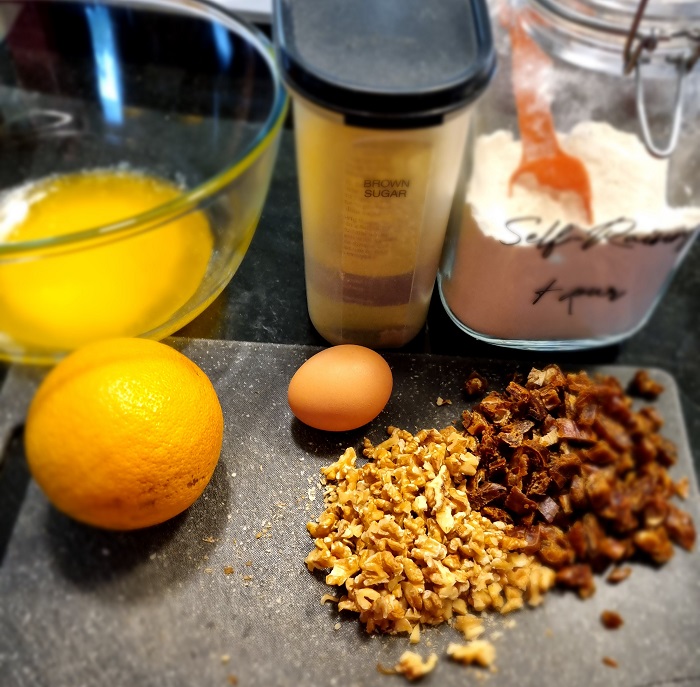 Ingredients for orange and date slice
