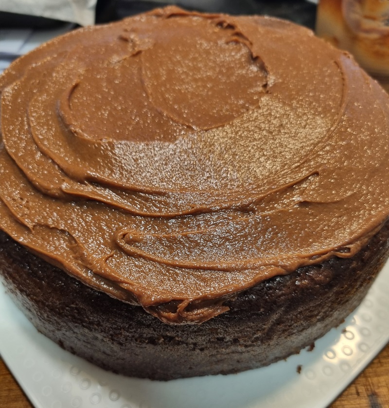 Iced Round Boiled Chocolate Cake